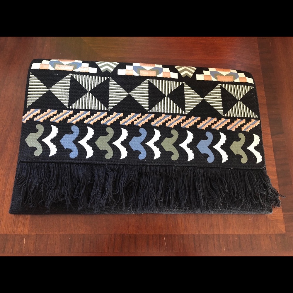 Stella and Dot Clutch- Taj Clutch